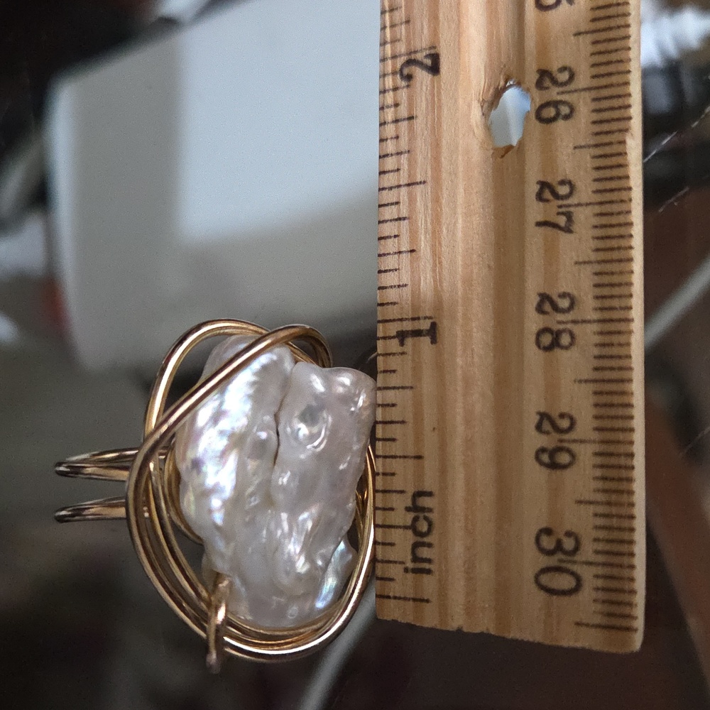 Luxurious Gold Fild and Genuine Baroque Pearl Ring
